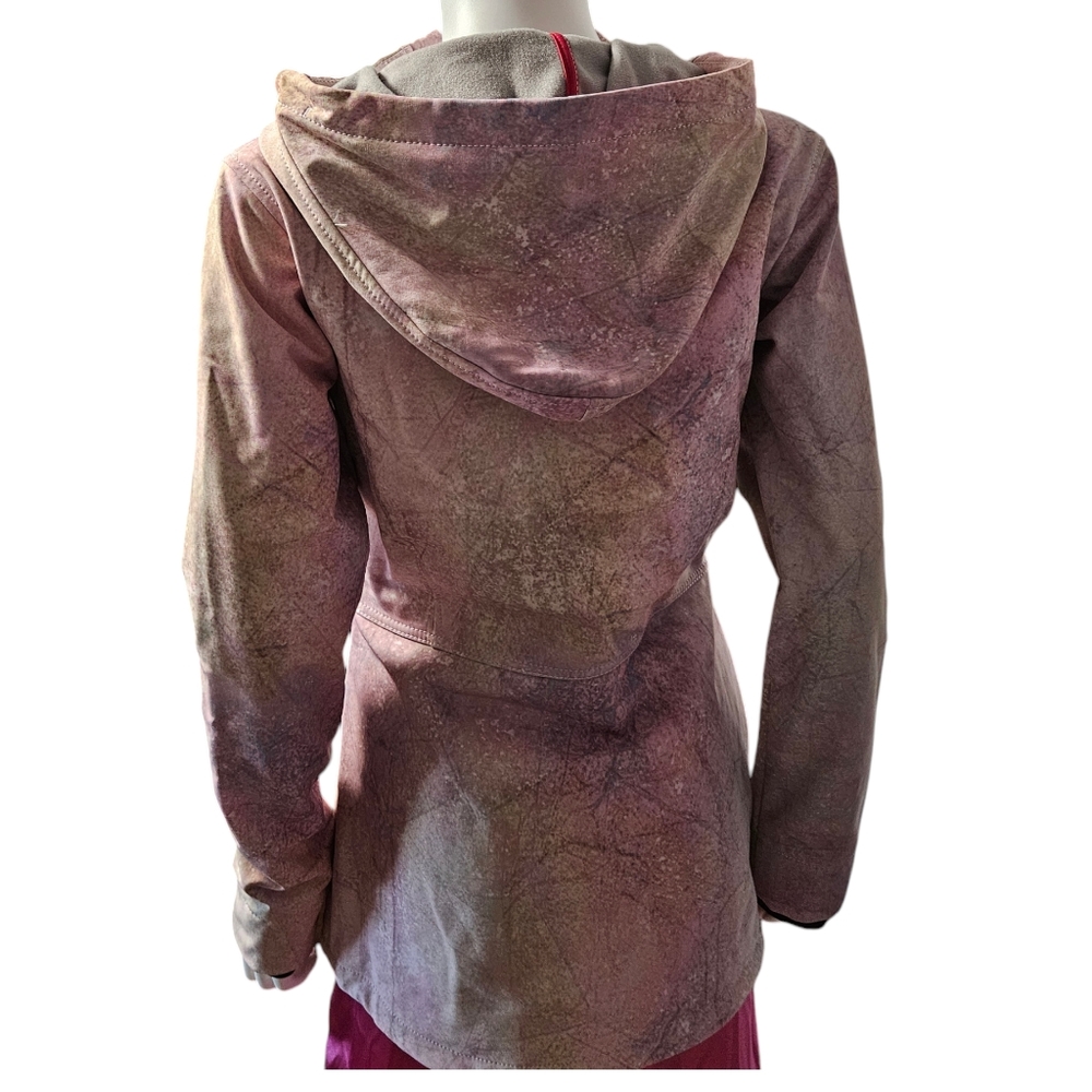 Bench. Size Small Coat - Picture 2 of 10